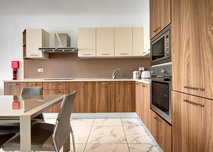 Malta's Beachfront In Apartment *